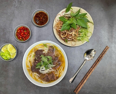 Bún bò nạm